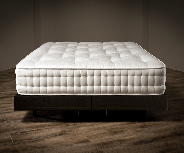 Monarch store bed twin